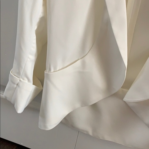 Cream Open Blazer - Picture 3 of 4